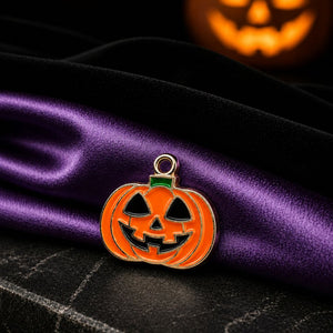 Jack-O'-Lantern Charm